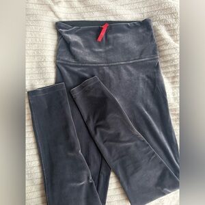 Spanx Velvet High-Waisted Leggings | Grey | Size M